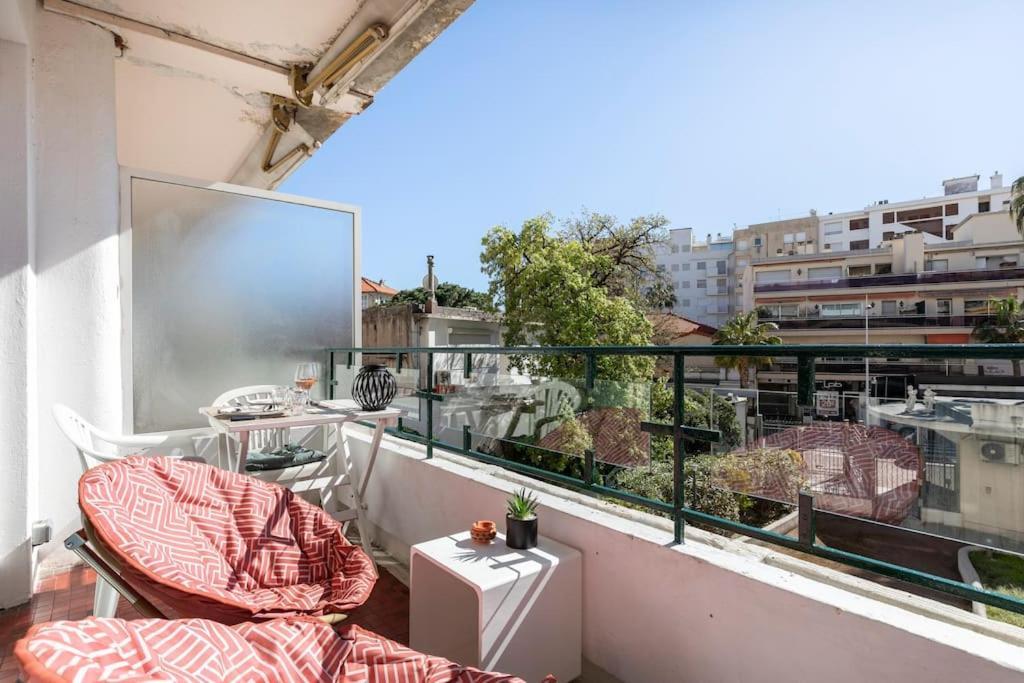 Lumineux, Ensoleillee, Proche Plage ,Coeur De Centre Ville, Chaleureux, Антиб Екстериор снимка